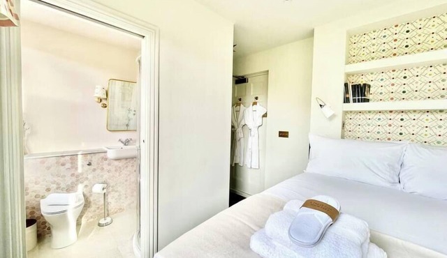 Pulteney Bridge Suites - Apartment 2A