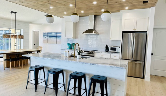 Punta Gorda Canal Waterfront I Pool, Kayaks, Bikes, Boat Dock