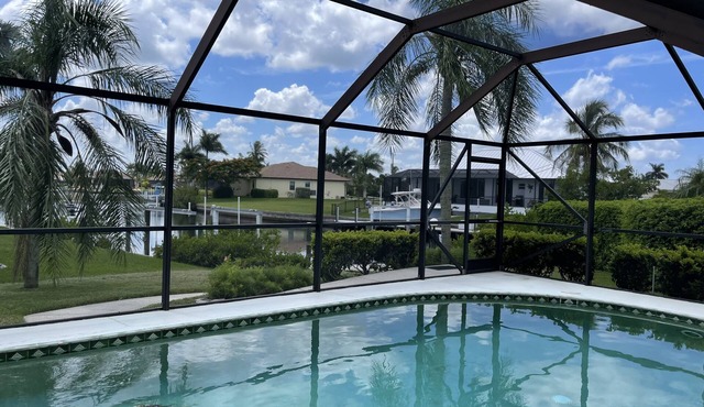 Punta Gorda Isles Home -Waterfront Canal,Private Pool, Bird Section, gulf access