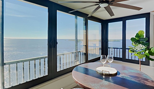 Punta Rassa #906 Breathtaking Luxurious 2 bed Condo with Spectacular Views