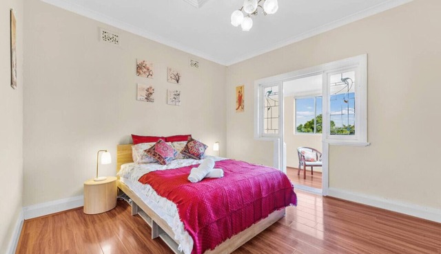 Puntey 3-Bedroom Comfortable Villa with Parking and Cooking Facilities