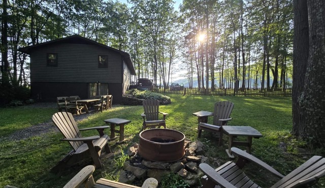 Pup Paradise by Wisp & Deep Creek Lake- Firepit, Pool, Gym, King Bed, Dogs-ok
