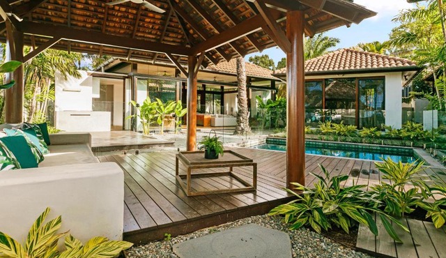 Pura Shanti Luxury Villa