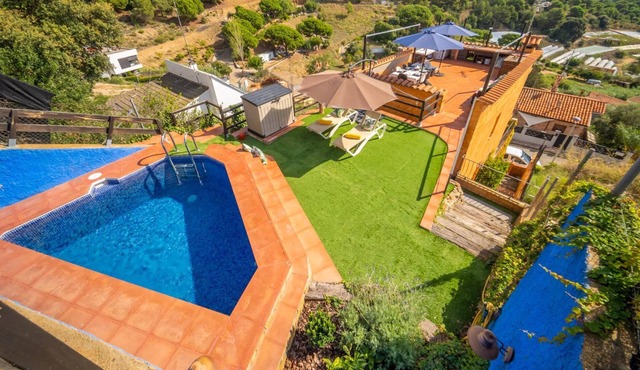 PURA VIDA LUX, sea view, a/c, bbq, pool, 7 persons