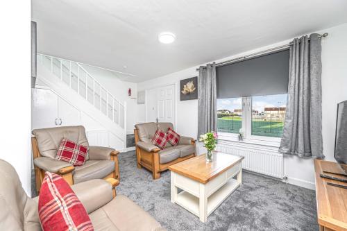 Pure Home Oakley Park View by TBA