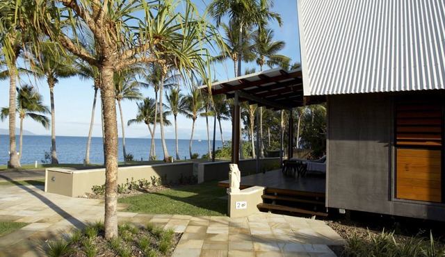 Pure Magnetic Villa 2