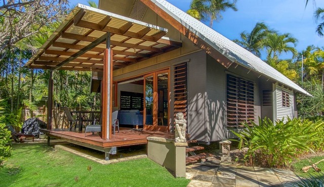 Pure Magnetic Villa 4