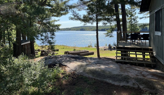 Pure serenity! Quiet relaxing getaway on a non-motorized lake