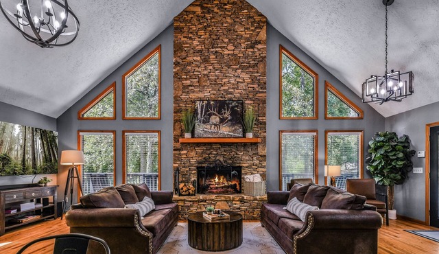 Pure & Simple 3 Bedroom Cabin by RedAwning