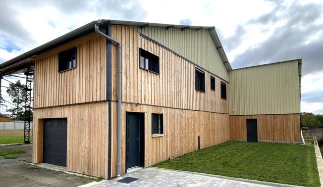 Put down your suitcases in a comfortable, self-contained apartment, ideal for exploring the treasures of the region.