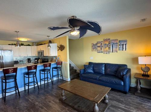 Put-in-Bay Waterfront Condo #209