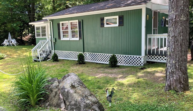 PUT YOUR BOAT IN YOUR OWN BOAT SLIP FOR YOUR STAY AT 'ROCKY ROOST ' ON SUNAPEE