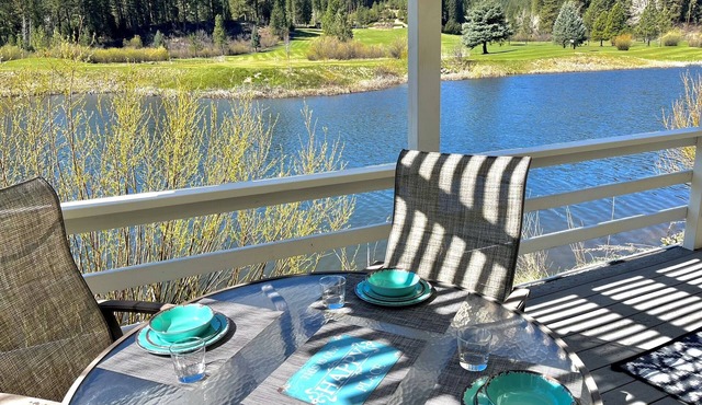 Puttin' on the Pond⛳ Spectacular waterfront villa overlooking Plumas Pines