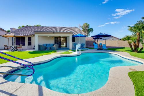 Putting Green and Pool! Peoria Home Near Sports