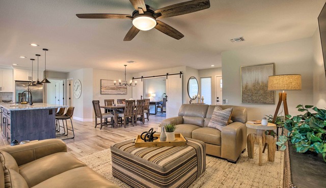 Putting Green, Community Perks: Sun City West Home
