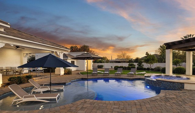 PV 6BR Retreat - Heated Pool, Spa, Wood-Fired Pizza Oven & Views
