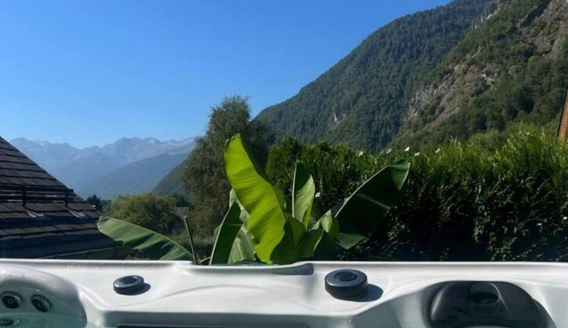 Pyrenees, Contemporary and cosy 4-star chalet