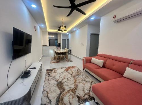 Qaisara homestay near KLIA, Splashmania PICC putrajaya & cyberjaya