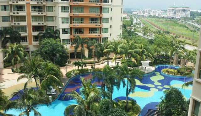 Qaiser Executive Stay East Lake Residence