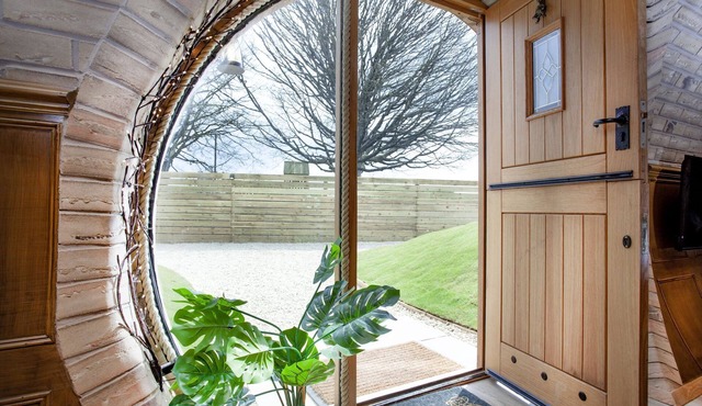 Quackers, The Little Burrow