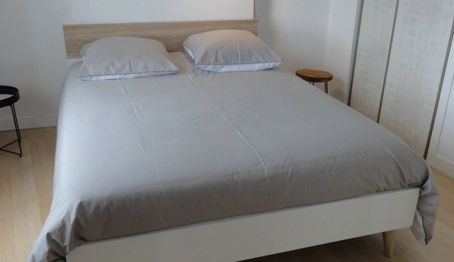 QUAI N ° 2: BEAUTIFUL VIEW OF THE LOIRE