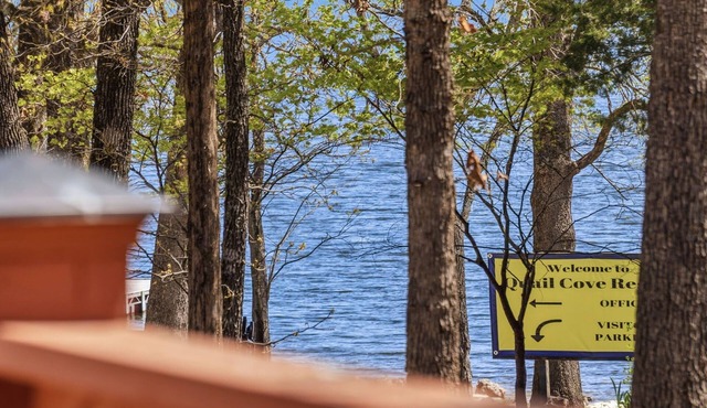 Quail Cove 5 - Lakefront Studio Boat Slip