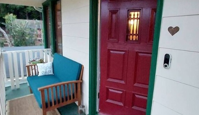 Quaint 2-bedroom Apartment with safe offstreet parking in Eureka