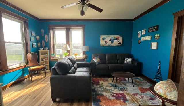 Quaint 3-bedroom apt. with AC in charming Beecher