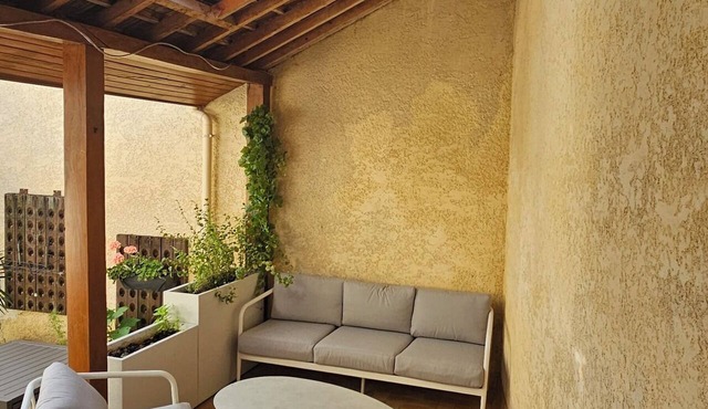 Quaint 3-bedroom house in charming Brasles perfect for relaxing