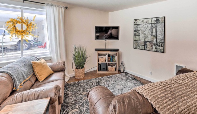 Quaint Albion Duplex w/ Easy River Access!