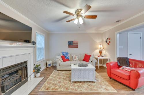 Quaint Augusta Townhome 3 Mi to the Masters!