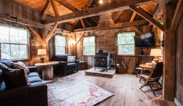 Quaint Cabin Near 2 PA State Parks - Ricketts Glen & Worlds End