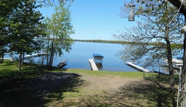 Quaint cabin on Lac Courte Oreilles