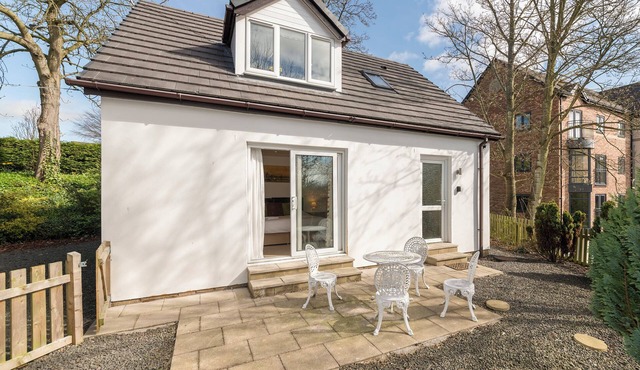 Quaint cottage, tastefully decorated and only five minutes’ walk from Alnmouth.