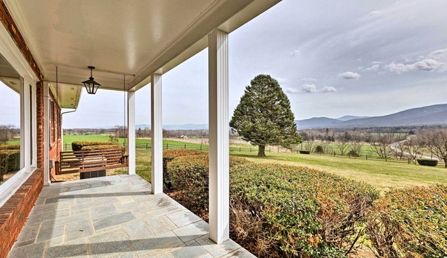 Quaint Elkton Home near Shenandoah National Park!