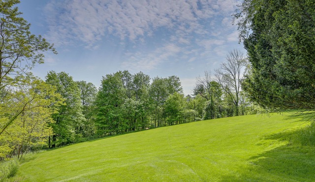 Quaint Goshen Apartment w/ Patio!