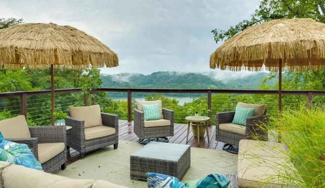 Quaint Granville Retreat with Cumberland River Views
