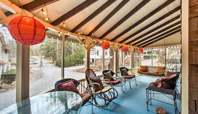 Quaint 'Gretna Getaway' Cottage w/Screened Porch!