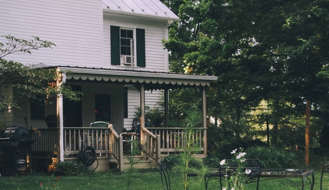 Quaint Home in Lexington
