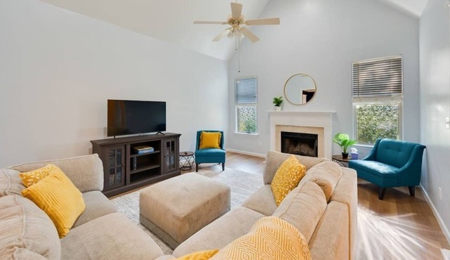 Quaint homey cottage style house in Harvest AL