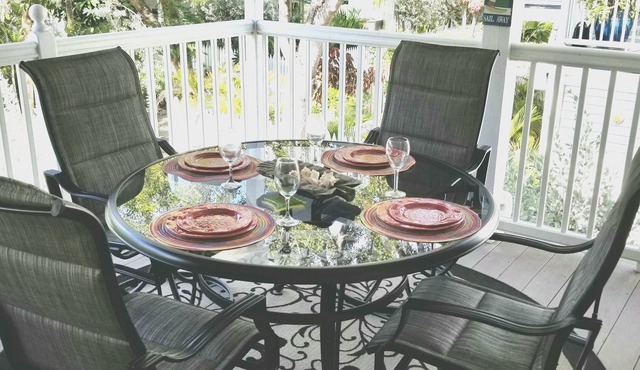 Quaint Island Escape Condo w/Spacious Balcony Deck in Beautiful Truman Annex