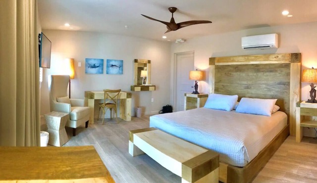 Quaint Island Stay at the Lime Tree! 2 Units w/Private Balcony, Outdoor Pool!