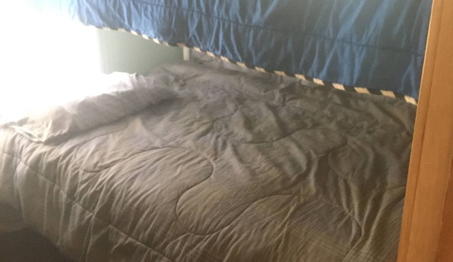 Quaint Lake Front Cottage Super Sunset Scenery