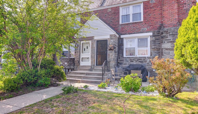 Quaint Lansdowne Getaway Near Downtown Philly!
