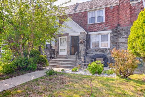Quaint Lansdowne Getaway Near Downtown Philly!