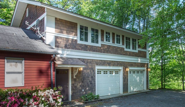 Quaint Loft Suite - Nearby Charlottesville and Wineries, Dog Friendly