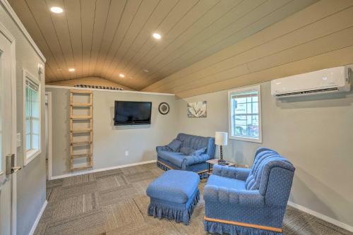 Quaint Montezuma Cabin Near Lake Ponderosa!