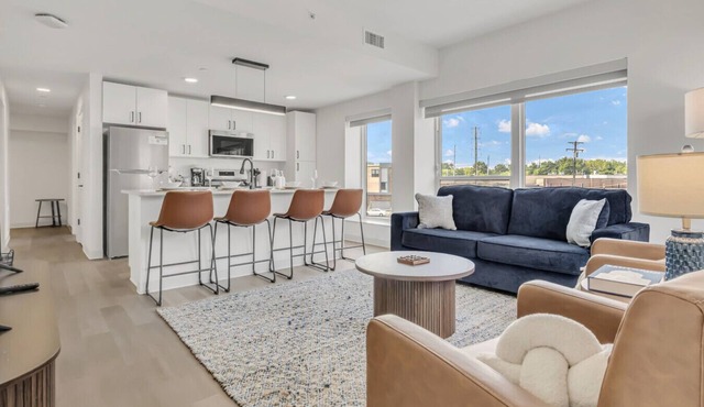 Quaint & Peaceful 2BR | Cleveland Clinic