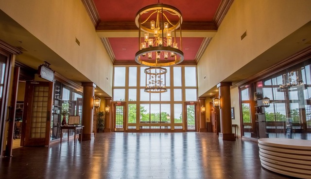 Quaint Quarters 4 Bedroom Villa by RedAwning