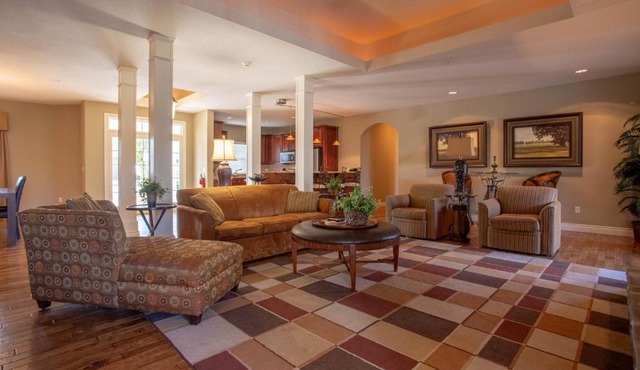 Quaint Quarters Villa